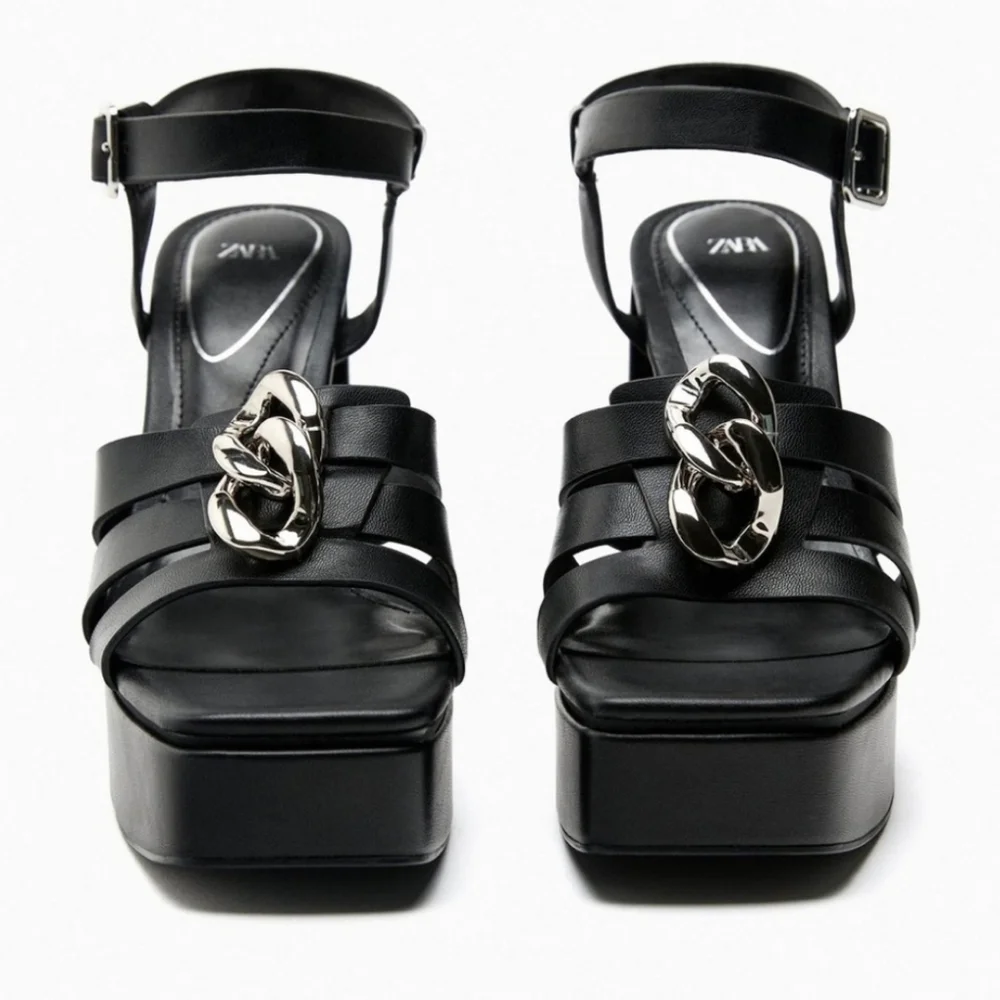 NWT Zara Chunky Black Platform Sandals with Chain Detail Size 9 - Picture 16 of 16